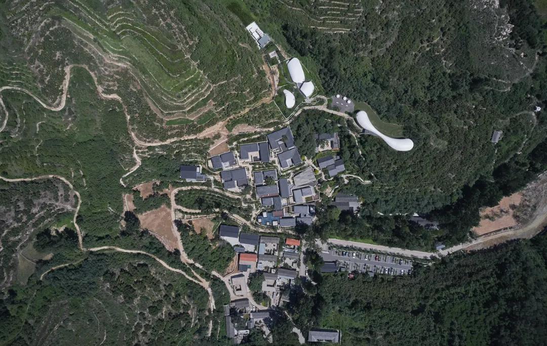 外媒:行+新闻| 人民日报等媒体对主持建筑师孟凡浩及其乡村振兴工作进行了深入点评(2)