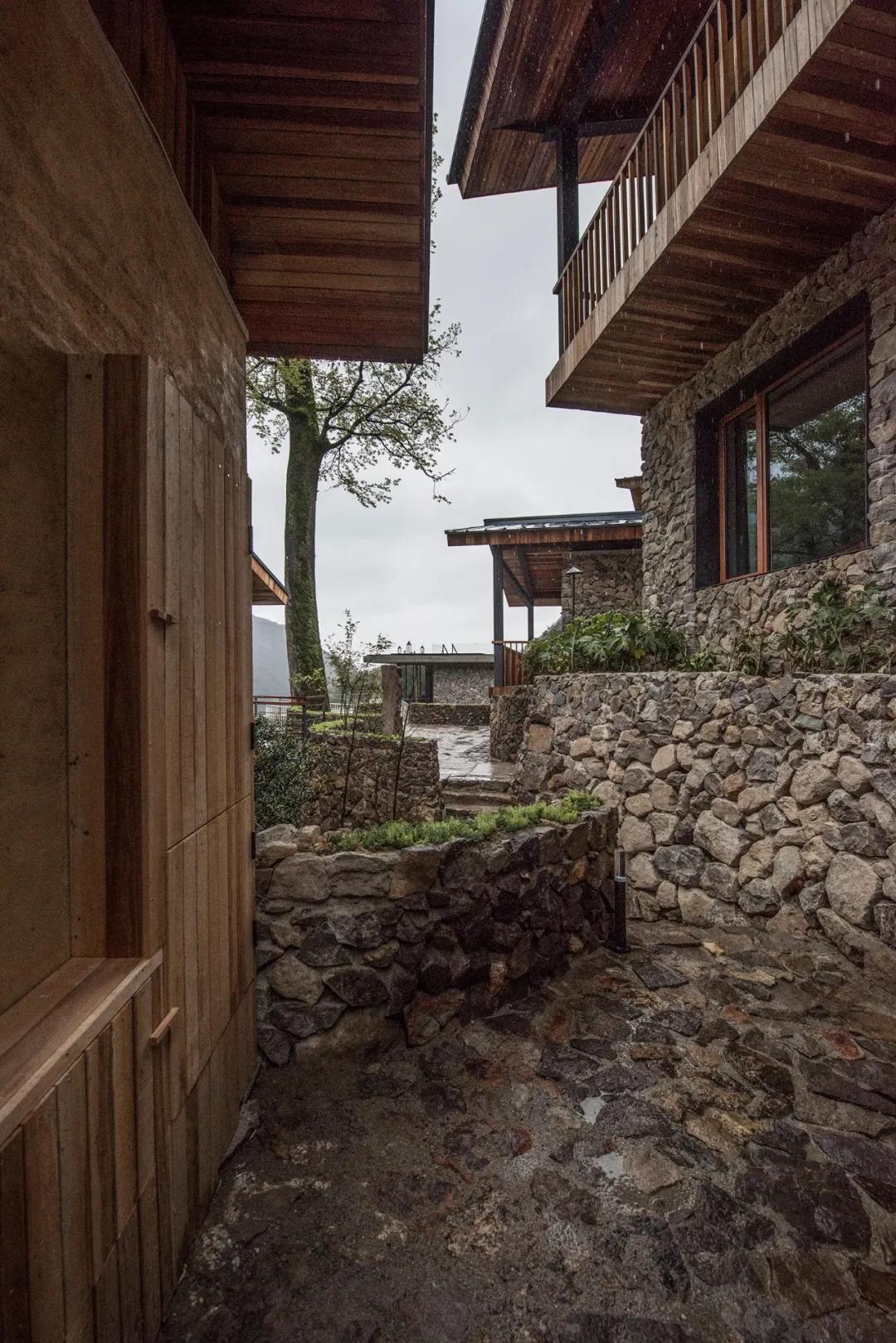 外媒:行+新闻| 人民日报等媒体对主持建筑师孟凡浩及其乡村振兴工作进行了深入点评(23)