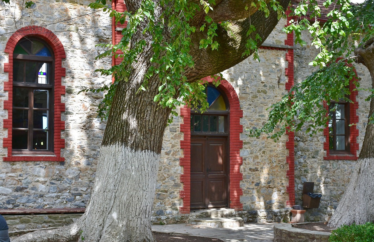数字乡村建设方向的乡村旅游融合:打造特色乡村