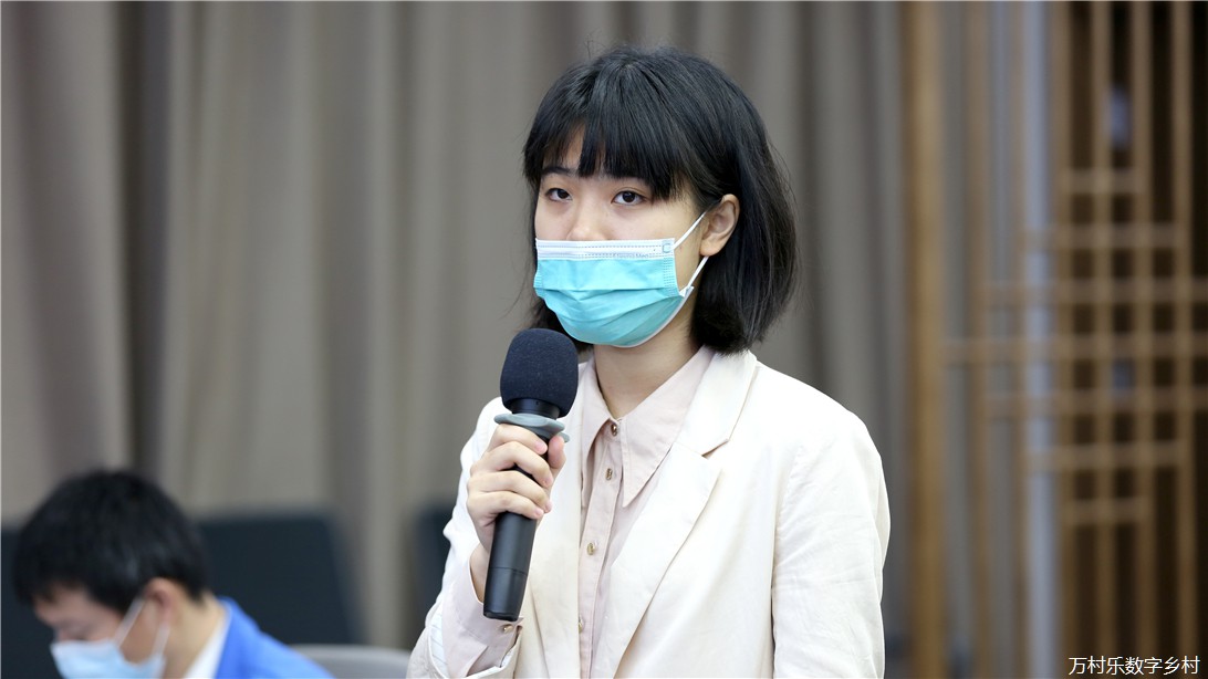 加快数字乡村网络基础设施建设新闻发布会召开(13)